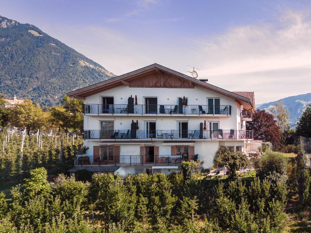 Garni Hotel Walburg Tirolo Esterno foto